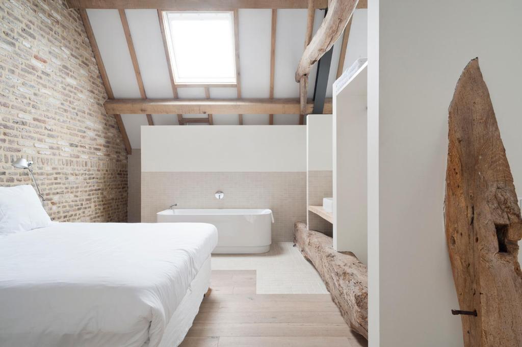 Penzion Cour 8 Lofts Maastricht Pokoj fotografie