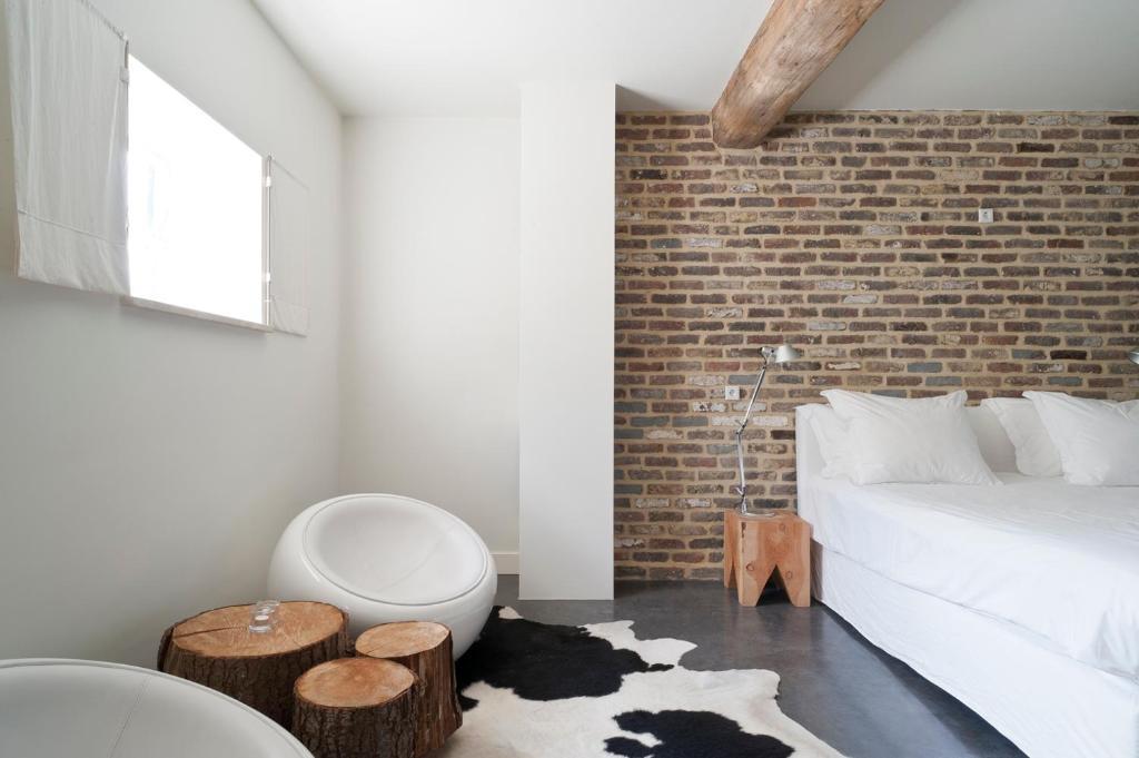Penzion Cour 8 Lofts Maastricht Pokoj fotografie
